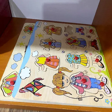 New Modern Duplex With Free Parking *