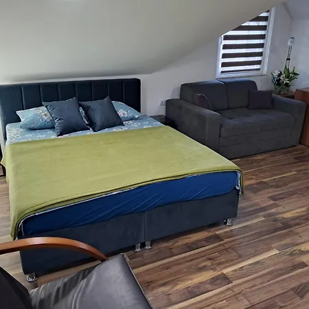 New Modern Duplex With Free Parking Apartament *